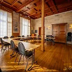 Апартаменты Logis Des Fontaines *